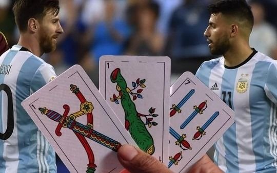 Crack total: Messi, como en la cancha, gana al truco y en todos los juegos