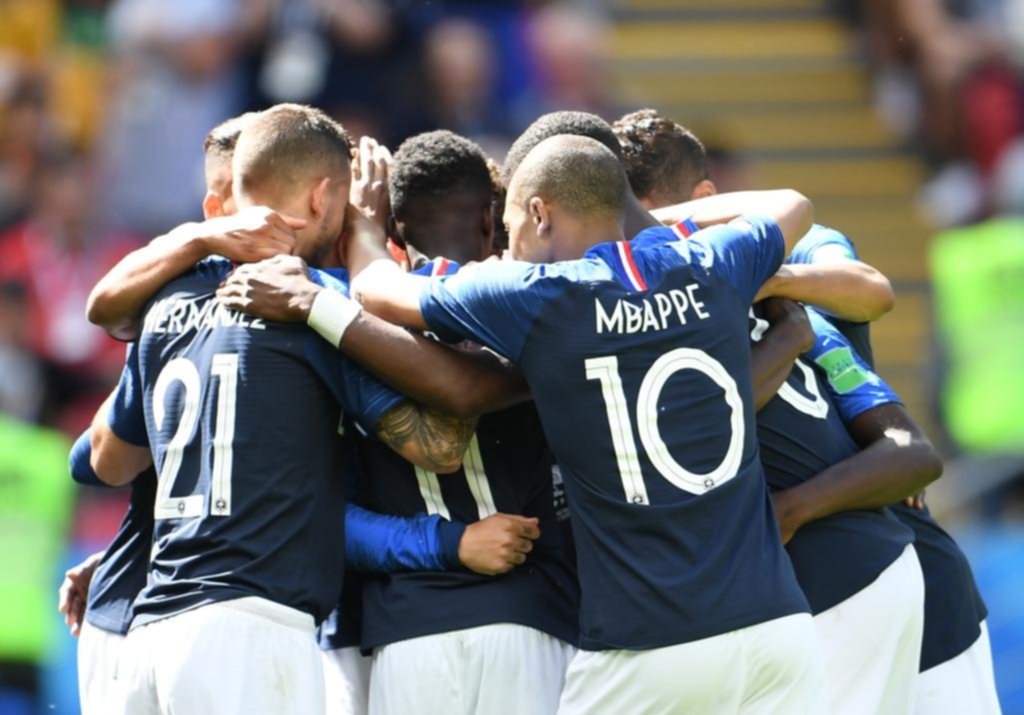 Gracias a la tecnología, Francia sacó adelante el debut ante Australia