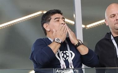 Para Maradona "El Kun Agüero no está para jugar los noventa minutos"