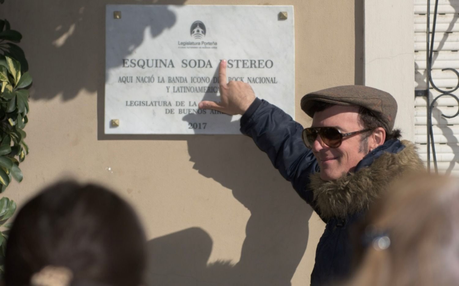 Papelón en "Stereo": pusieron una placa en homenaje a Soda con un grave error