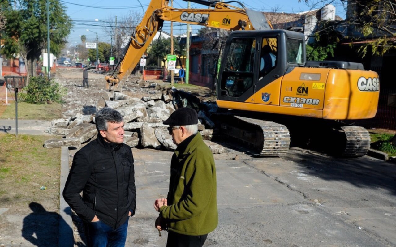 Zabaleta recorrió obras de repavimentación