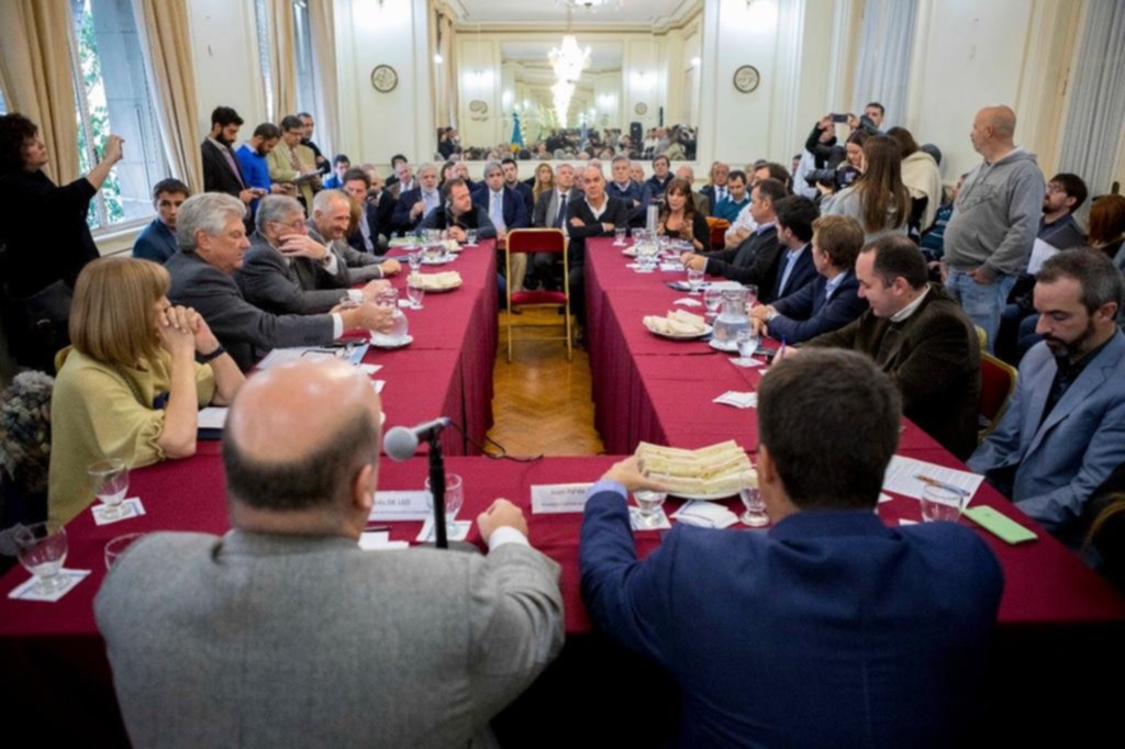 Estudian morigerar el impacto de la quita de subsidios a los hipódromos de la Provincia