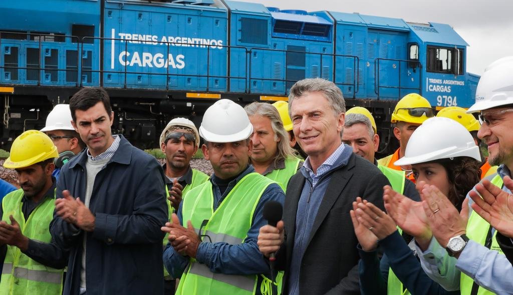 “Les digo que volviendo al pasado nos vamos a autodestruir”, dijo Macri en Salta