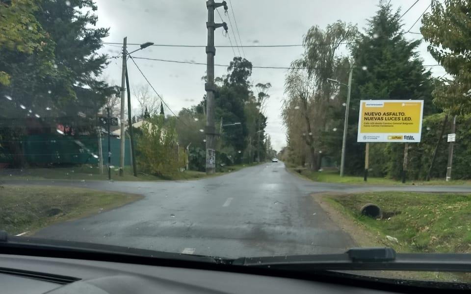 Lomos de burro sin señalizar en 426 entre los caminos