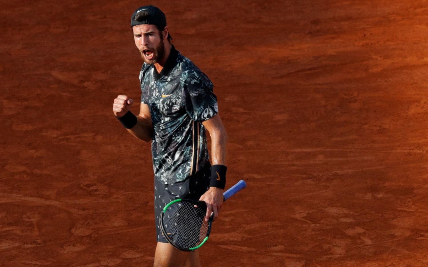 Del Potro quedó eliminado de Roland Garros tras caer con Khachanov