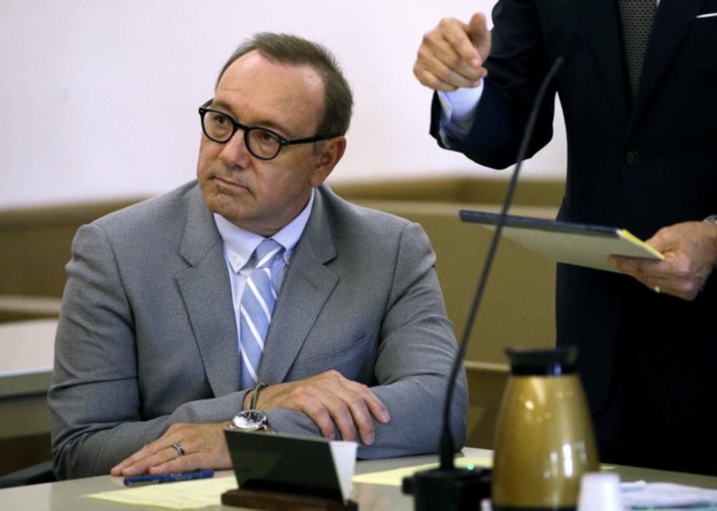 Sorpresa: Spacey apareció en la corte y se declaró inocente