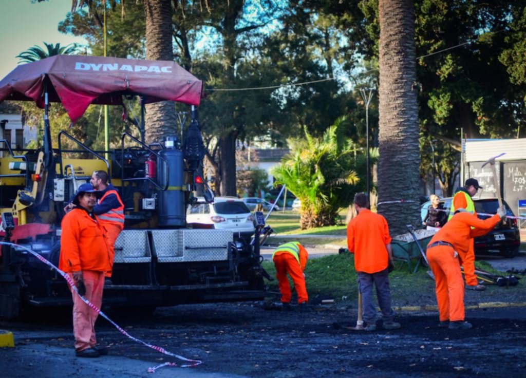 Empiezan con las obras y los desvíos en la Autopista, a la altura de la bajada de Villa Elisa
