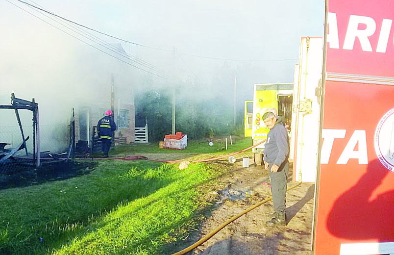 Cuatro incendios en la Región dejaron a tres familias en la calle