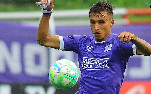 Mientras negocia el pase de Saravia a Portugal, Racing le apunta al uruguayo Suárez