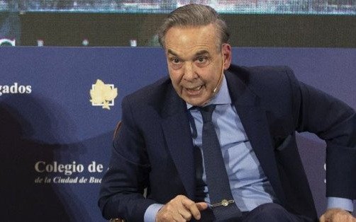 Pichetto dijo que Lavagna "no tiene visión política" y que desintegró al PJ no kirchnerista