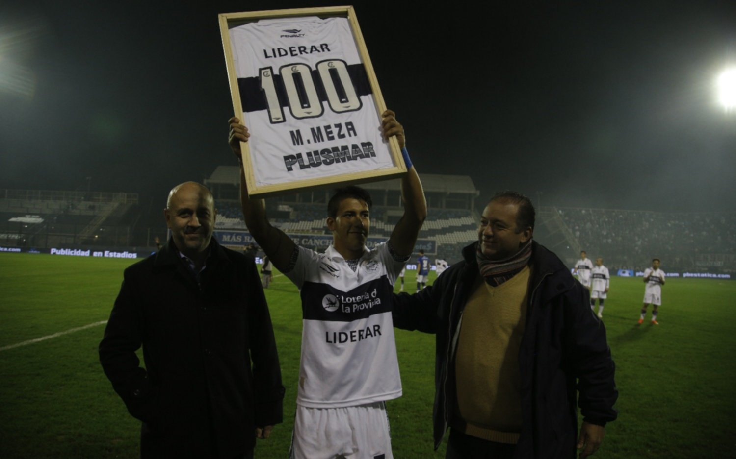 Monterrey le pide una suma millonaria a Boca por Meza y el Lobo está atento