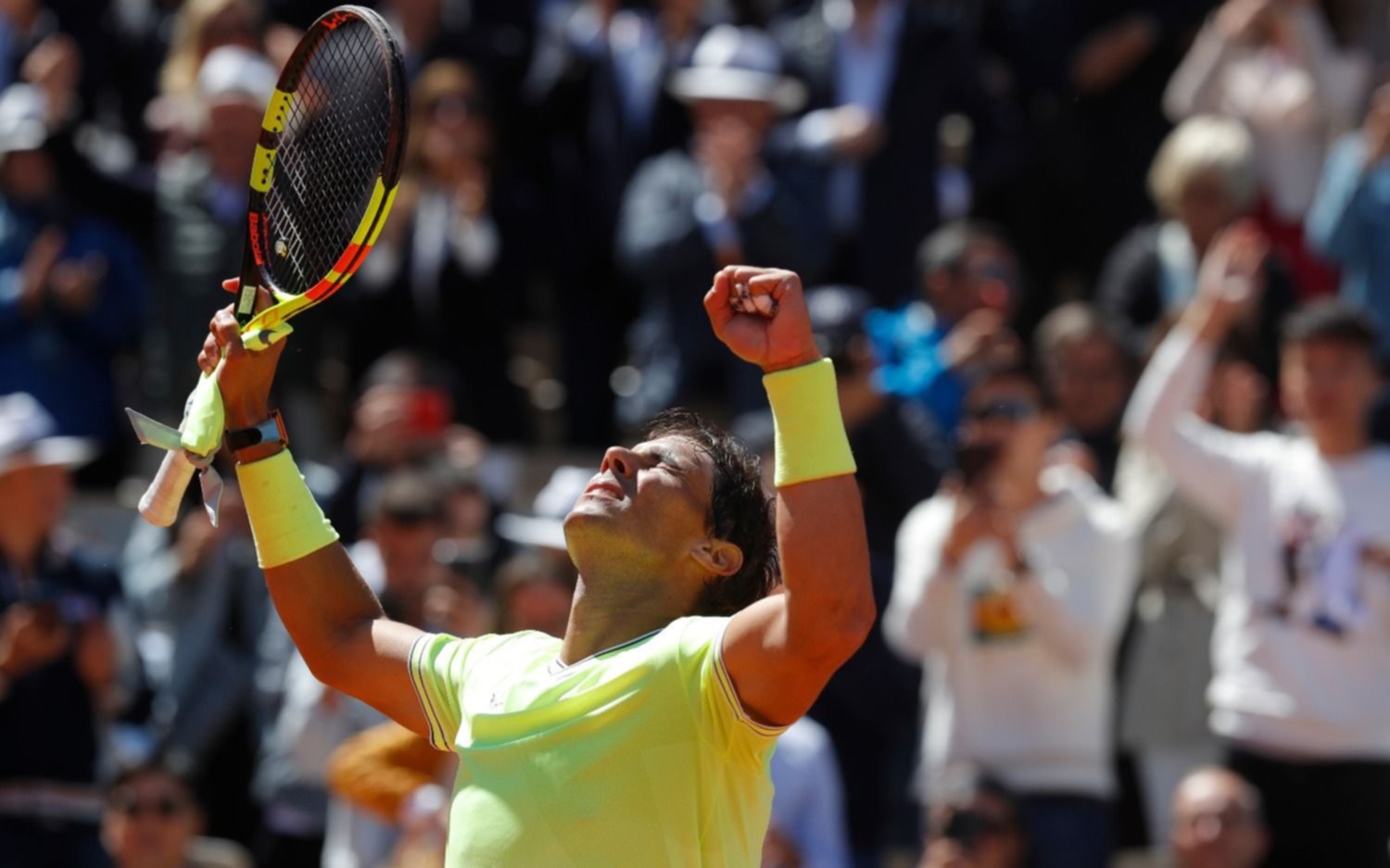 En el duelo de "Titanes", Nadal le ganó a Federer y jugará la final de Roland Garros