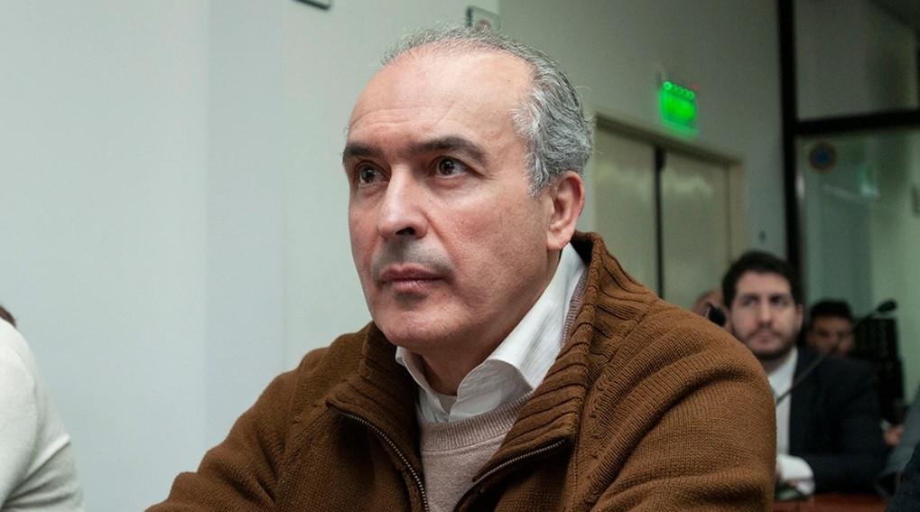 Tras pedir las máquinas de Báez, ahora en Berisso van por los bolsos de López