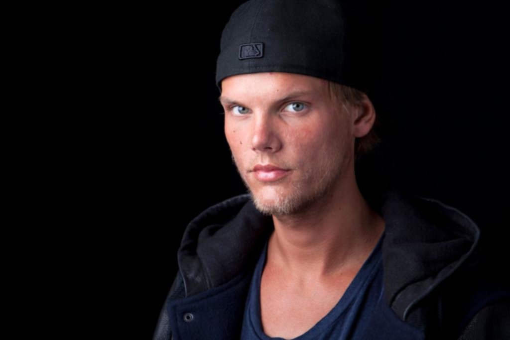 Ya se puede escuchar el disco póstumo de Avicii