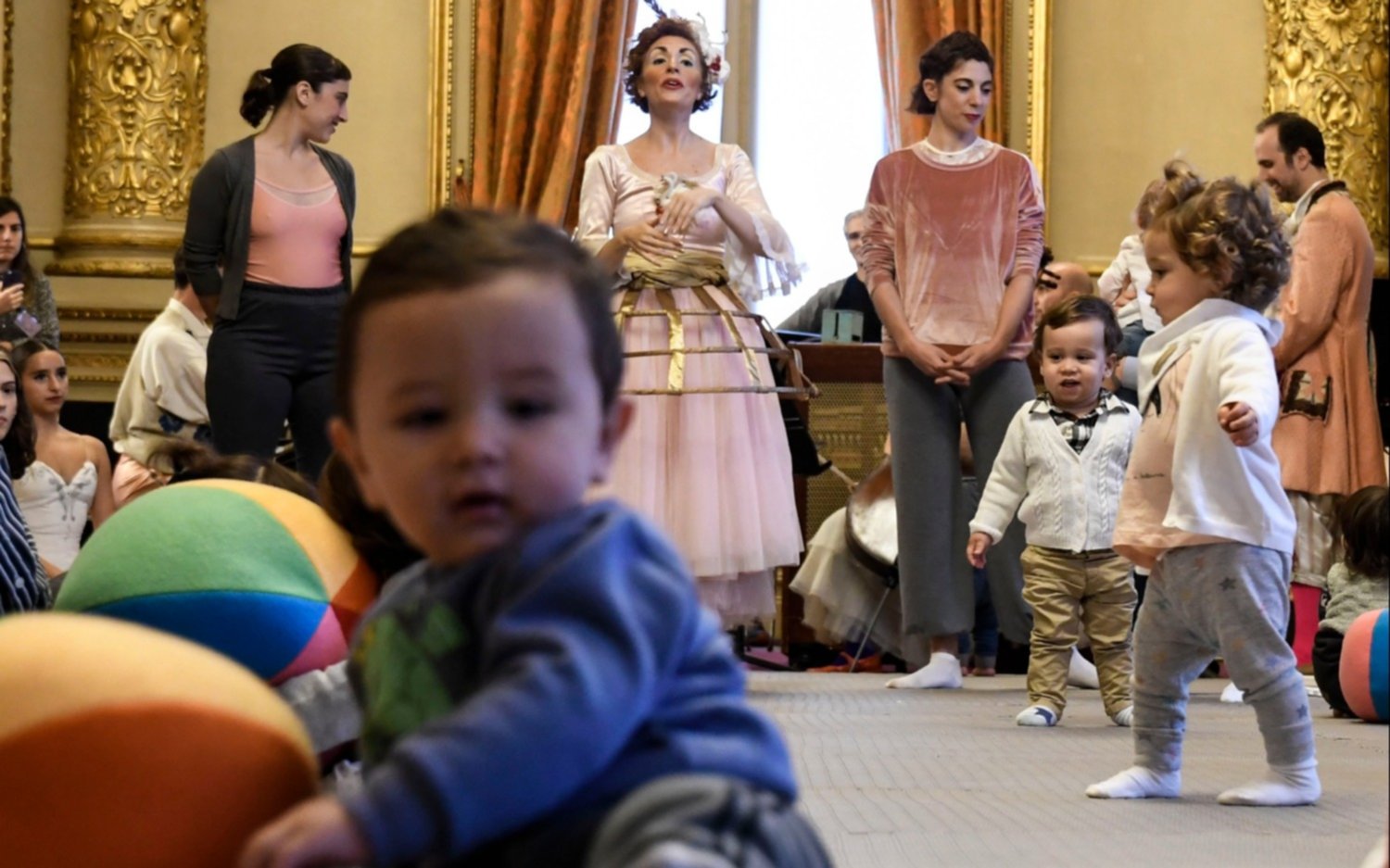 Colón para bebés: una nueva experiencia sensorial del teatro
