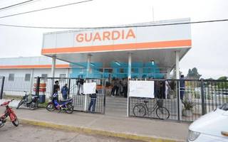 UPA de Los Hornos: reclaman seguridad luego de que enfermeras fueran amenazadas con un arma