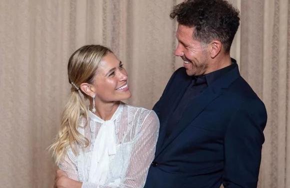 Simeone aprovechó el parate con el Atleti para pasar por el civil y casarse con Carla Pereyra
