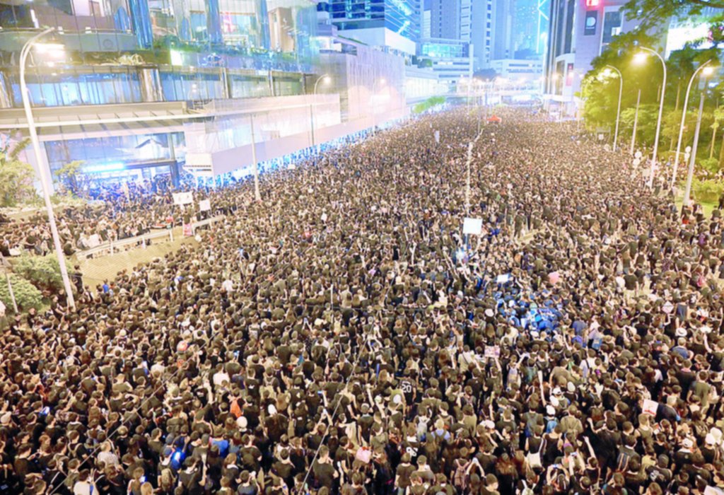 Otra masiva manifestación en Hong Kong en contra de la extradición a China