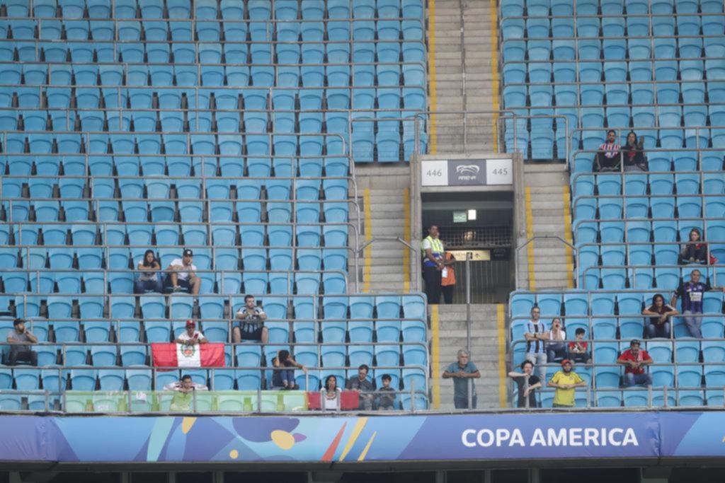 Para la Conmebol, la venta es “positiva”