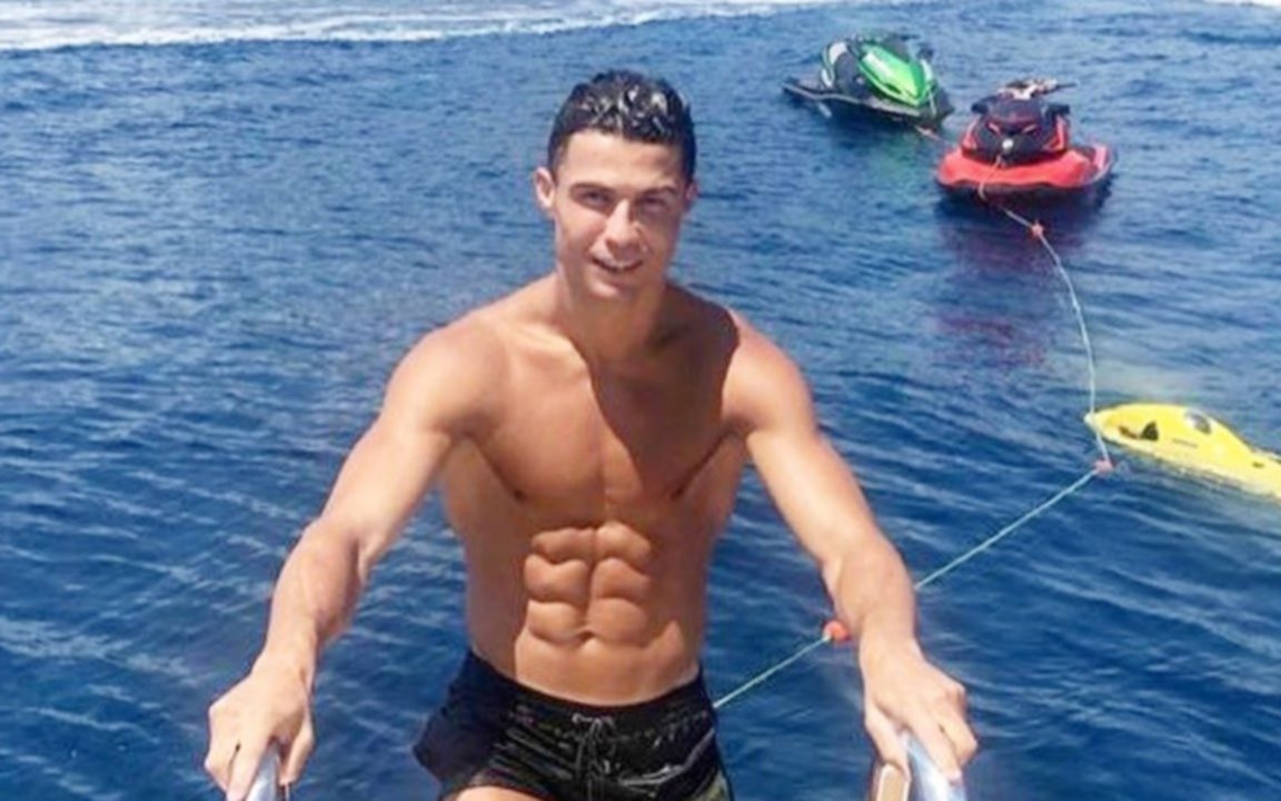 La propina impresionante que dejó Cristiano Ronaldo en un hotel de Grecia