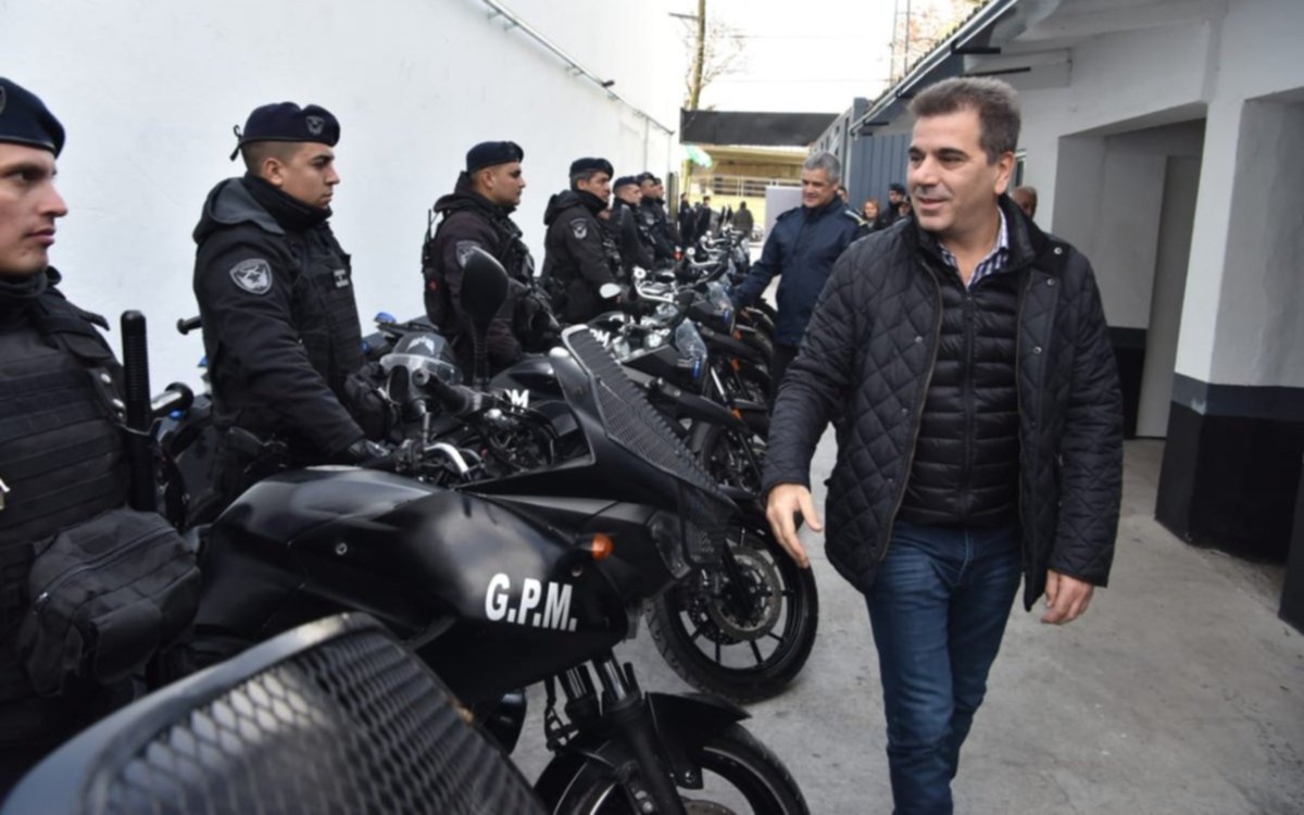 Ritondo destacó la logística y formación de los efectivos de la policía bonaerense