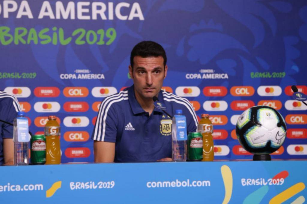 Scaloni repitió fórmula y prefirió no confirmar el equipo para enfrentarse a Venezuela
