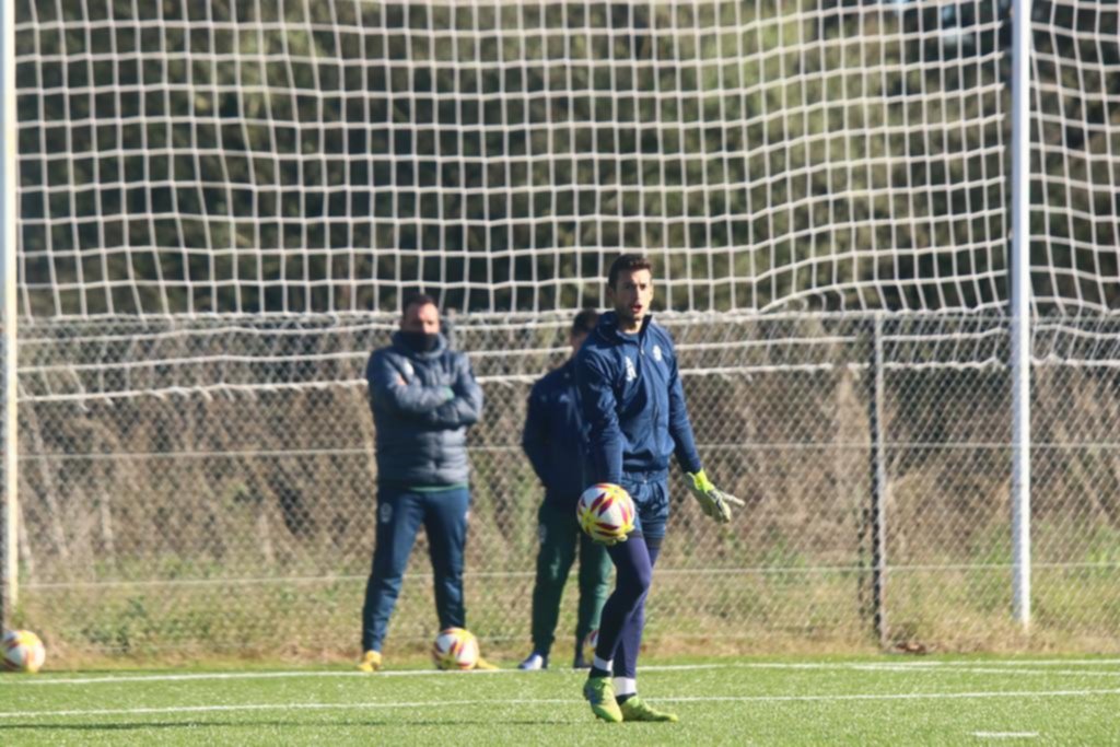 El Lobo cierra hoy la semana con su primer juego amistoso
