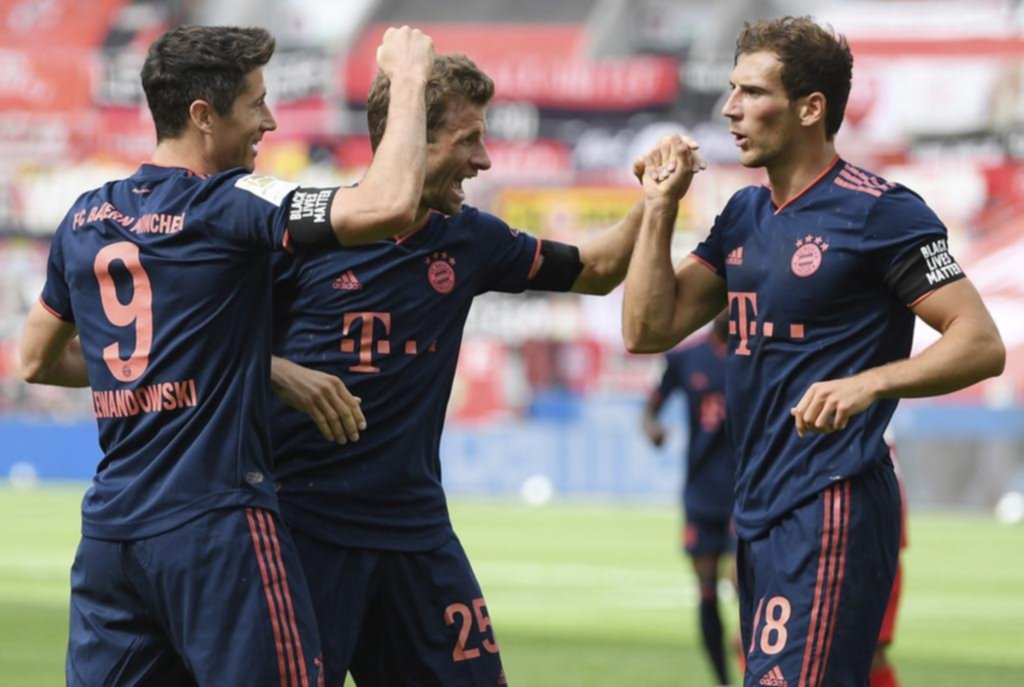 El Bayern se lo dio vuelta al Leverkusen de Alario y se encamina al título