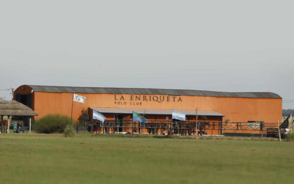 Golpes y rapto en un asalto comando a un club de polo, a la vera de la ruta 2