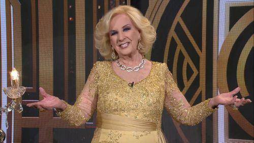 Cuál es el tema que Mirtha pone todas las mañanas