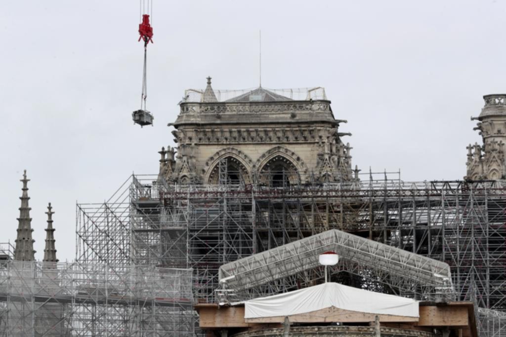 Empieza una etapa clave para la restauración de Notre Dame