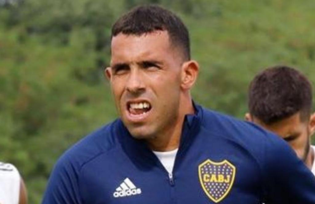 Tevez recibió una propuesta para continuar en Boca