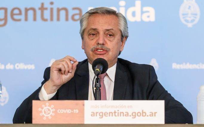 Alberto Fernández habló sobre una devaluación y dijo que hay bonistas "tirando de la cuerda más de lo debido"