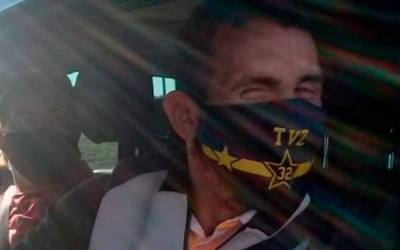 Tevez quiso jugar al golf en Tandil pero fue detenido por un retén
