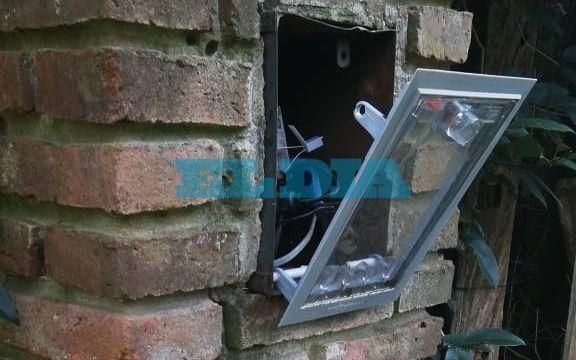 En Villa Elisa pidieron arreglo de la tapa de un medidor: solucionado