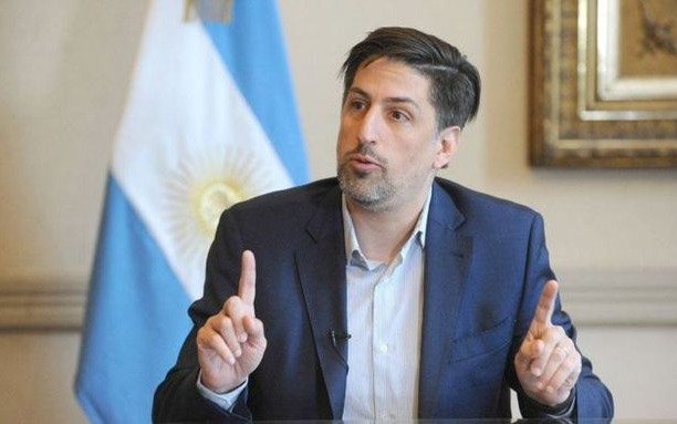 Trotta: “Un 85% del país podría volver a las escuelas de forma escalonada en agosto”