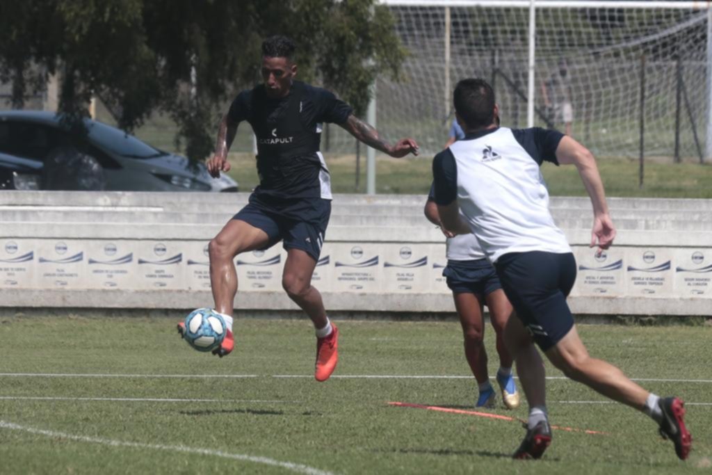 Para Diego, “la base está” y le confirmaron que sigue Barrios