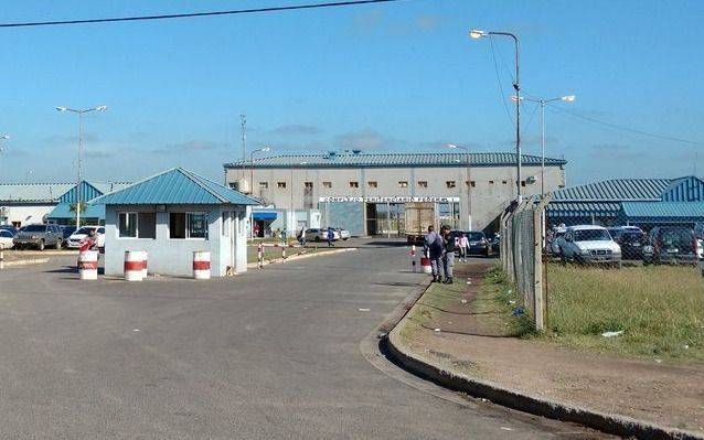 Allanan el penal de Ezeiza por presunto espionaje ilegal