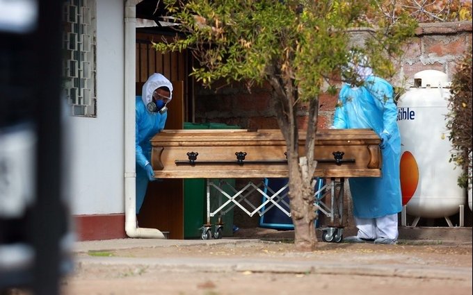 Chile reporta 192 muertos por coronavirus en los últimos cuatro días y aplica más cuarentenas
