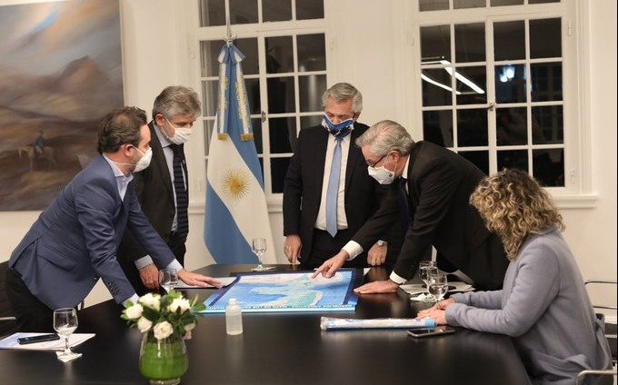 Fernández ratificó "reclamo pacífico" por la soberanía en Malvinas y anunció tres proyectos de ley