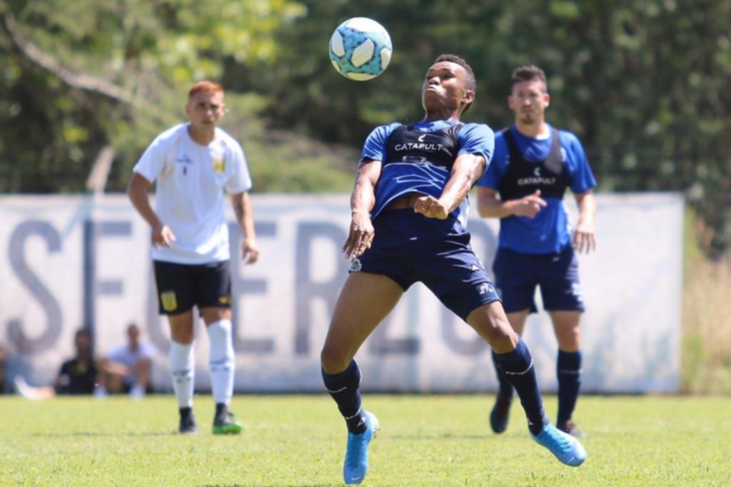 De a poco, las piezas se van acomodando para Diego Maradona y su Gimnasia