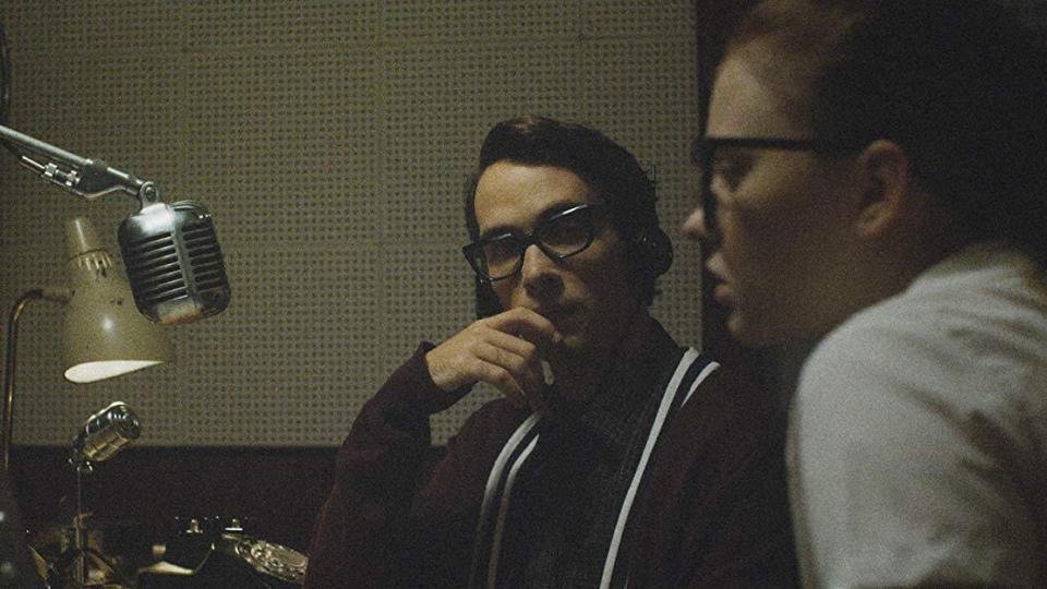 “The Vast of Night”: sonidos inquietantes desde el más allá