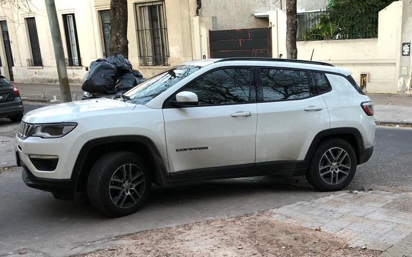 Le robaron más de 250 mil pesos a un comerciante de la Ciudad