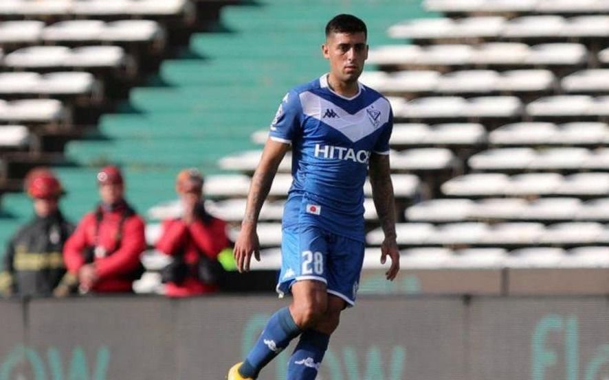 Jugador de Vélez acusado de "violencia de género" fue separado del plantel