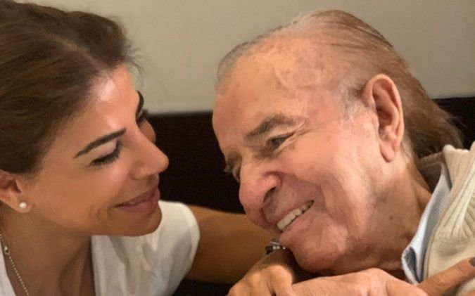 Zulema Menem publicó una foto de su padre y pidió que "recen por él"