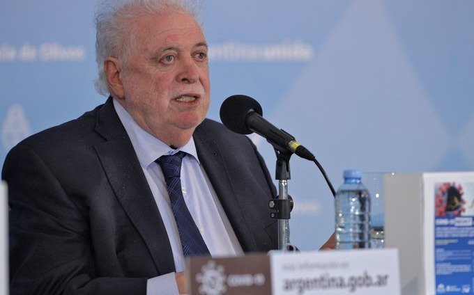 Ginés: "Tenemos que estar orgullosos de la expansión del sistema de salud que logramos en 75 días"