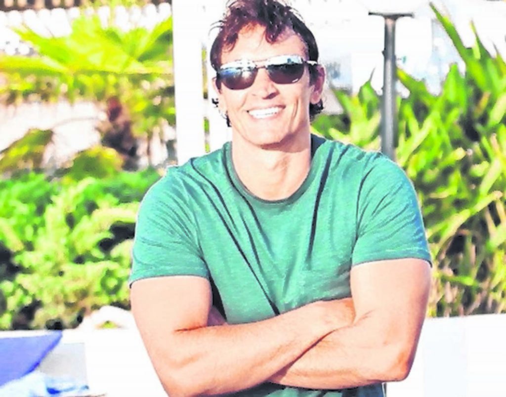 Se lo toma con soda: a Estevanez no le molesta que le digan mal actor
