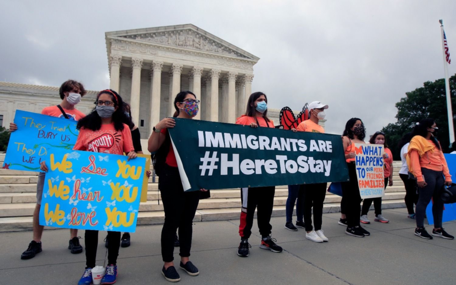  Trump calificó de "horrible" la decisión de la Justicia que protege a hijos de inmigrantes