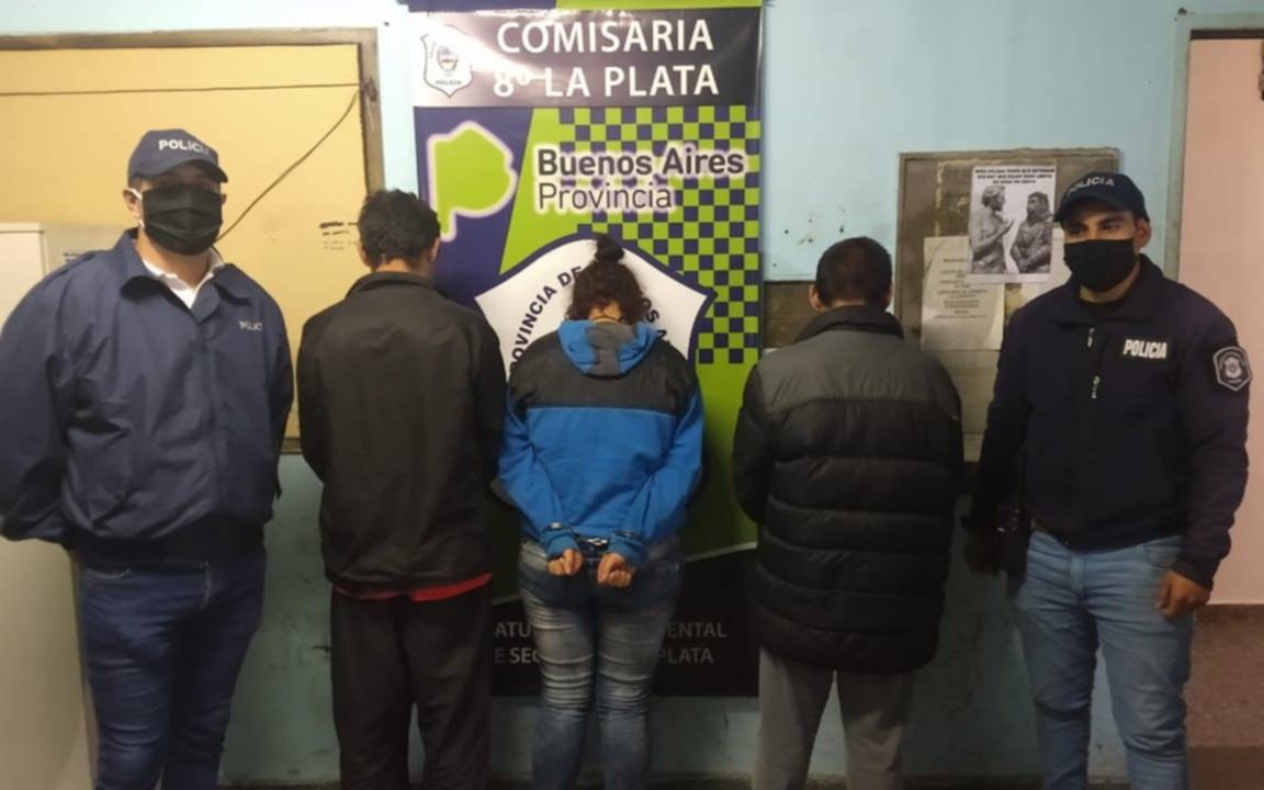 Siete allanamientos y tres detenidos para dar con "especialistas" en asaltar deliverys
