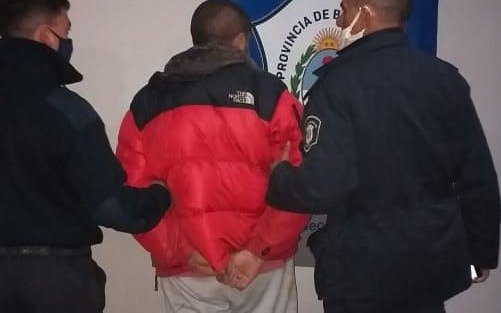 Abasto: apuñaló a su vecino en una pelea